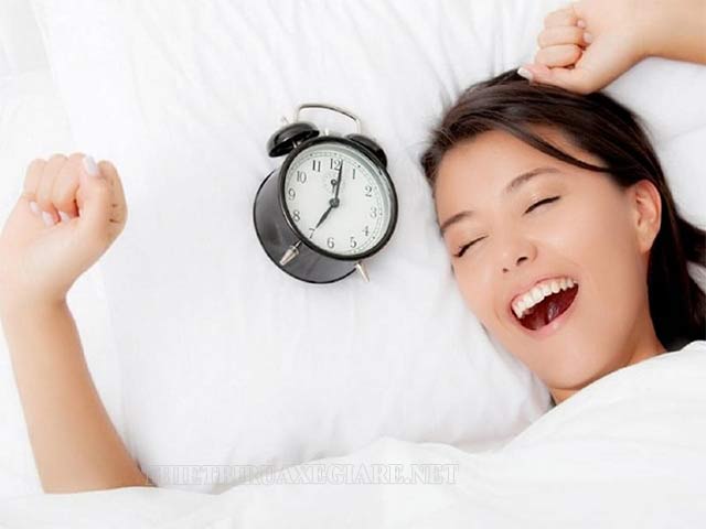 Thiết lập đồng hồ sinh học bằng thói quen ngủ, thức giấc đúng giờ